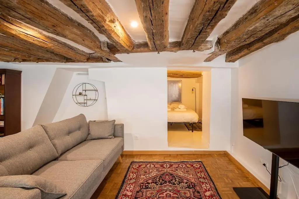 Halles - Luxury Apartment In The Heart Of Paris