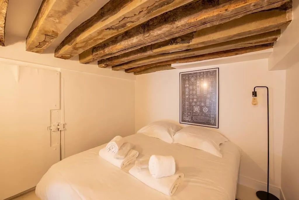 Halles - Luxury Apartment In The Heart Of Paris
