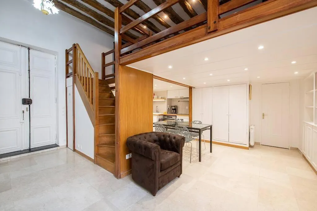 Halles - Luxury Apartment In The Heart Of Paris